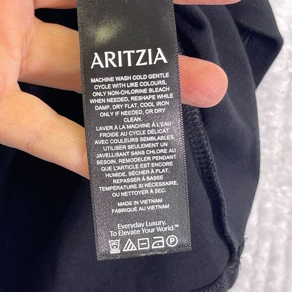 Wilfred Aritzia Black White Rosette Sleeveless Birch Deep V-Neck Bloom Top Small - Picture 3 of 8